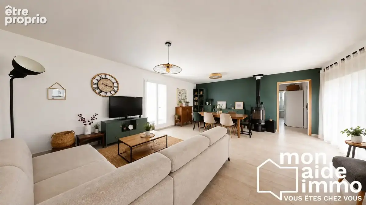 Maison 5 pièces 140 m² à vendre à Fargues-Saint-Hilaire (33370) - photo 2