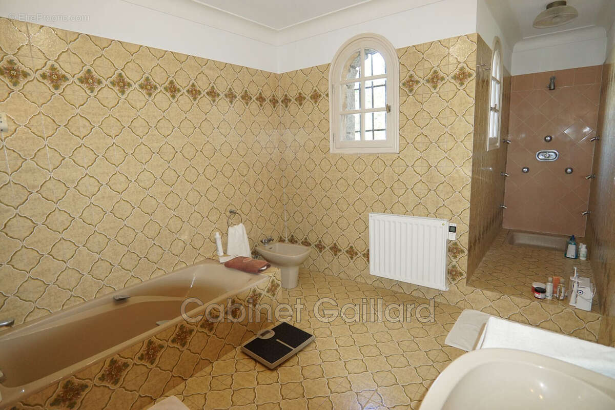 Maison à PEYMEINADE