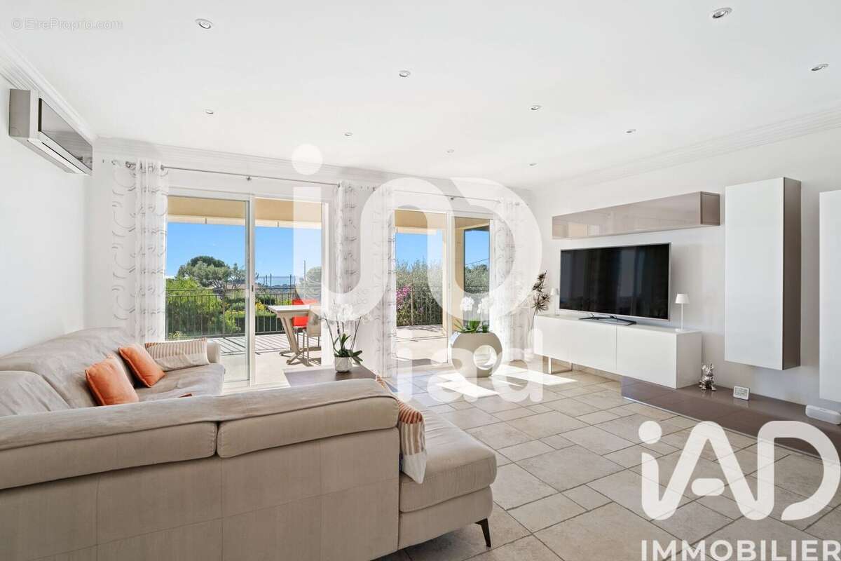 Photo 4 - Maison à SAINT-LAURENT-DU-VAR