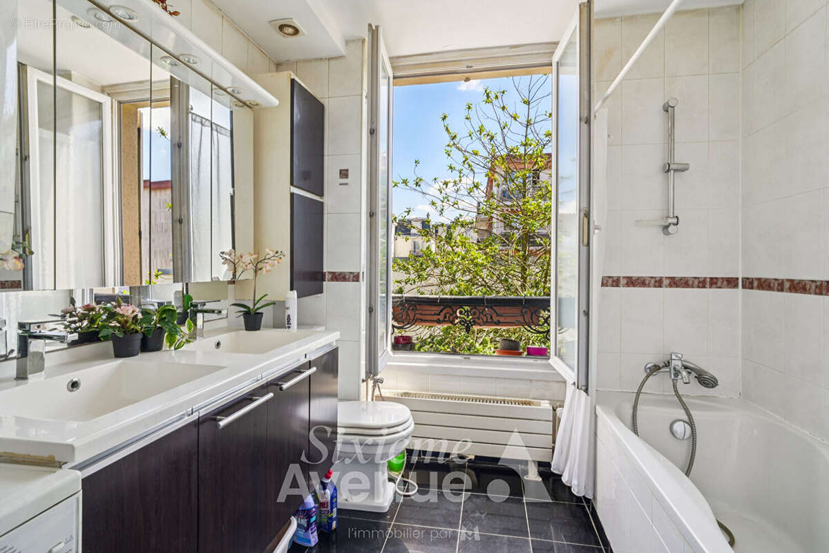 Appartement à ENGHIEN-LES-BAINS