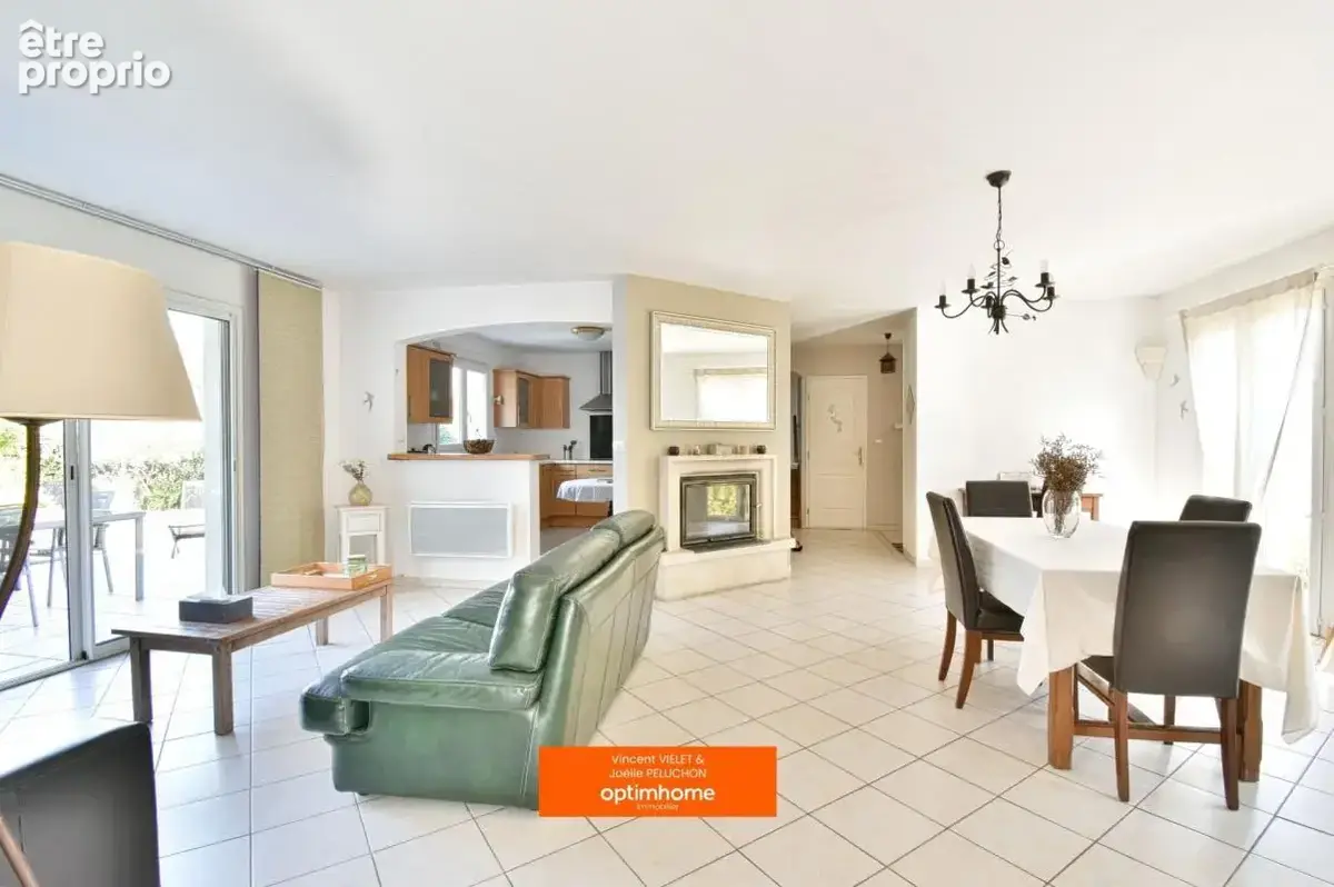 Maison à vendre 6 pièces ARTIGUES PRES BORDEAUX (33) - photo 4