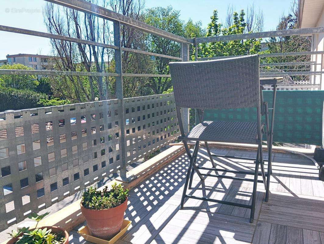 Appartement à SORGUES