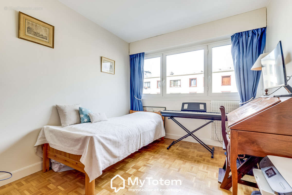 Appartement à ISSY-LES-MOULINEAUX
