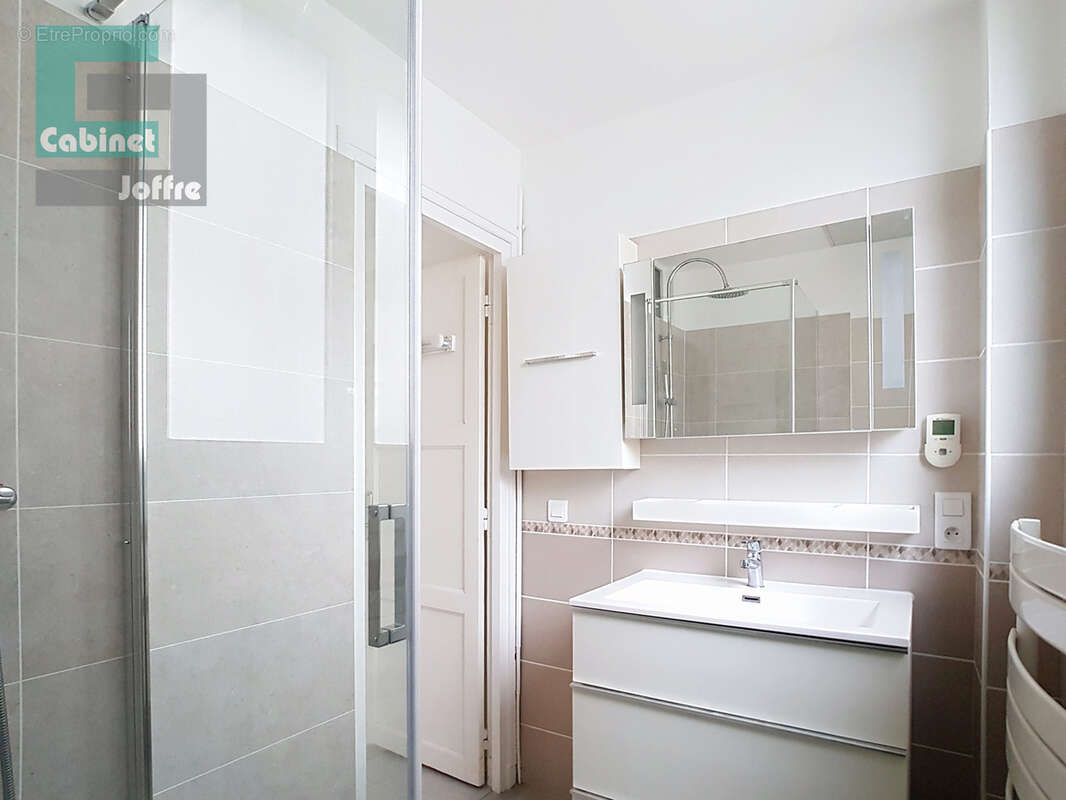 Appartement à FONTAINEBLEAU