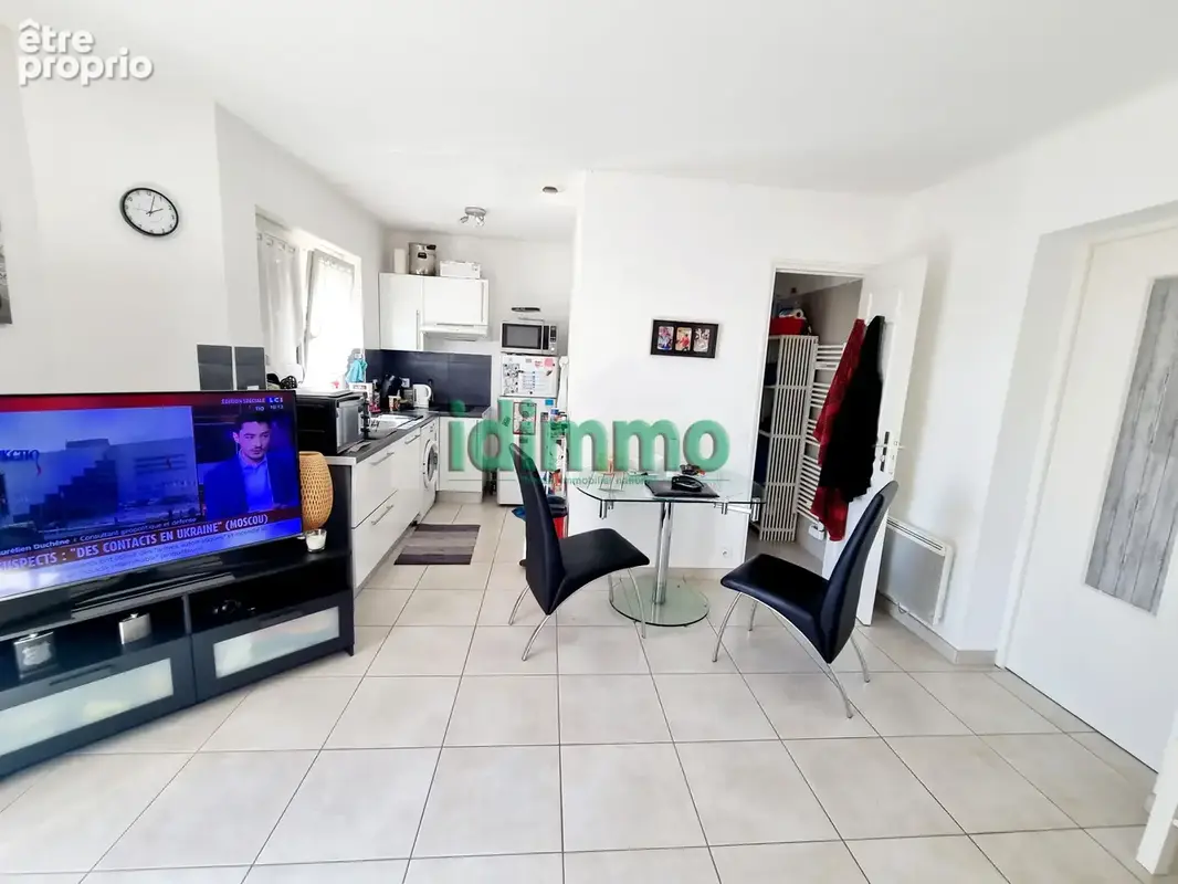 Affaire et Rare Draguignan F2 1 ét 2 terrasse vendu avec terrain de 180m et 2 places parkiing 159000€ dpe d - photo 4