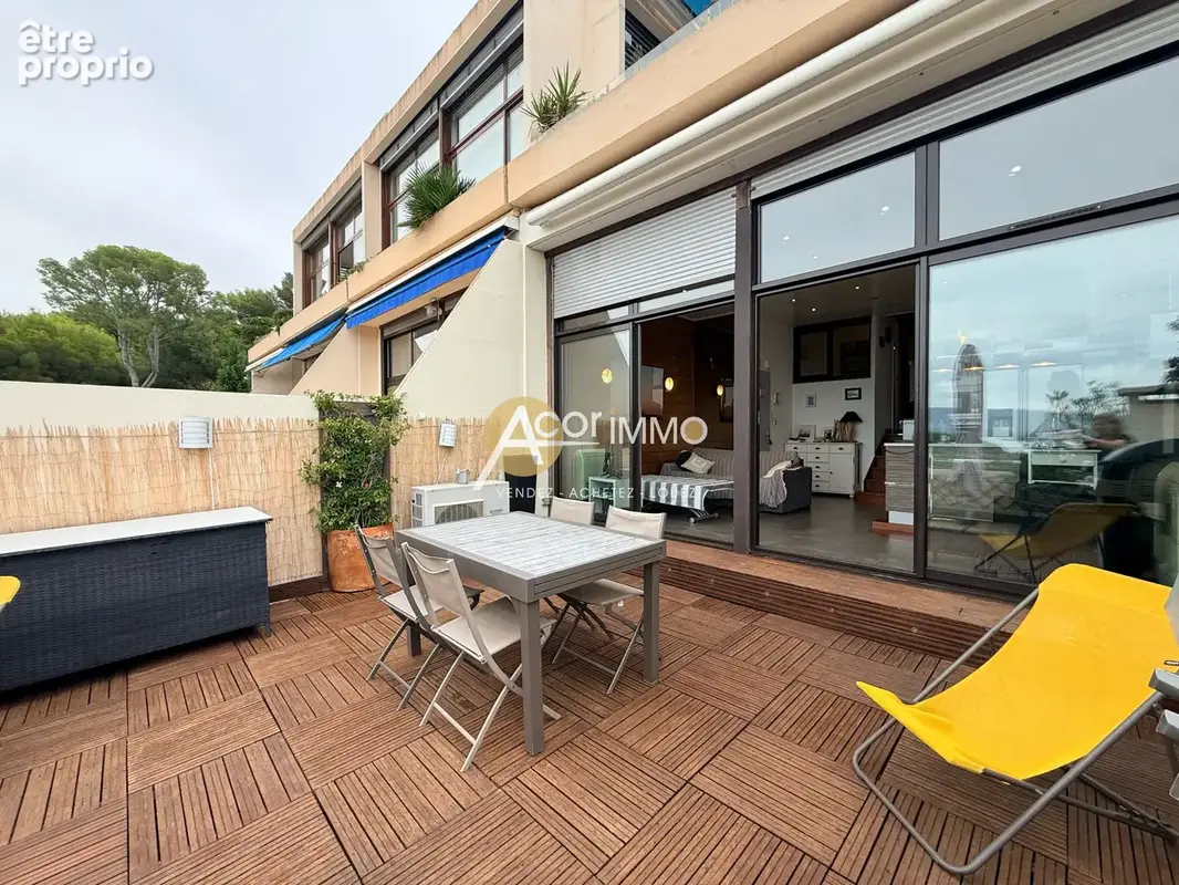 Saint-Mandrier T3 en duplex vue mer, piscine tennis, parking possibilité garage - photo 6