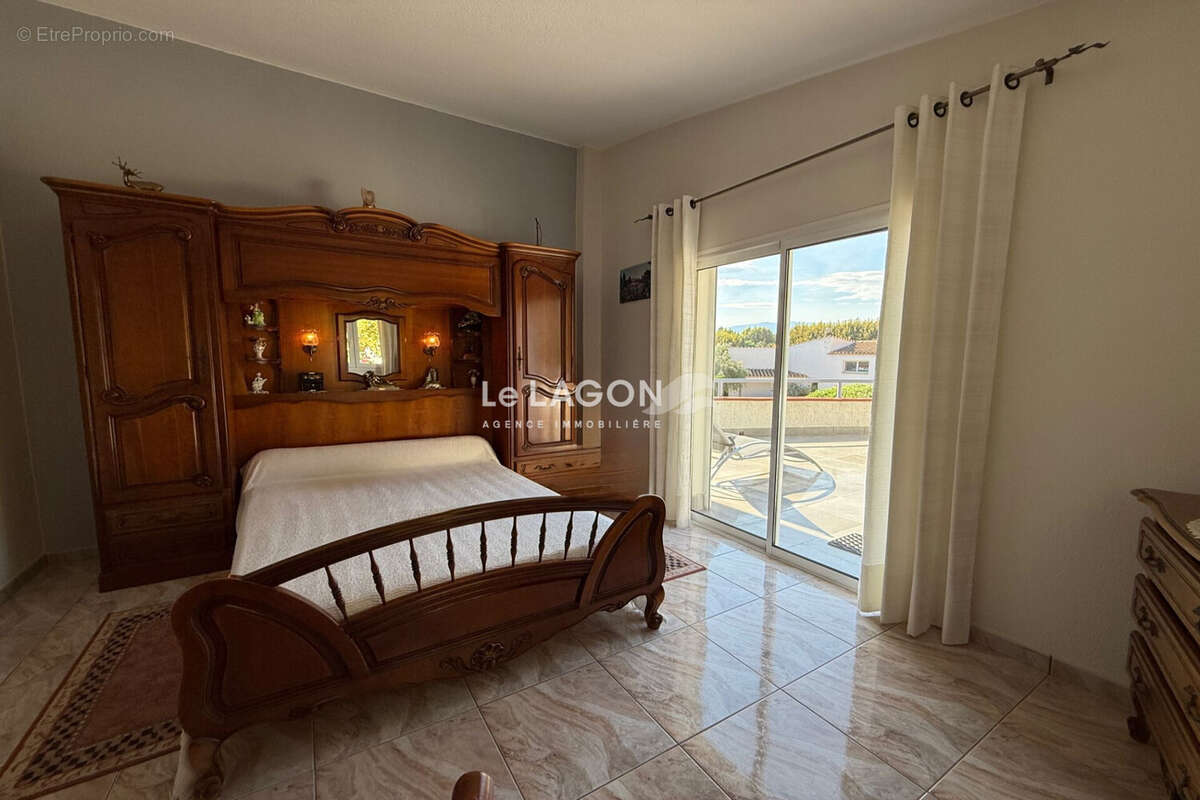 Maison à SAINT-CYPRIEN