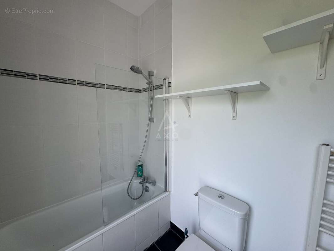 Pierre de taille - 3 chambres - jardin - 2 stationnements et cave - photo 12