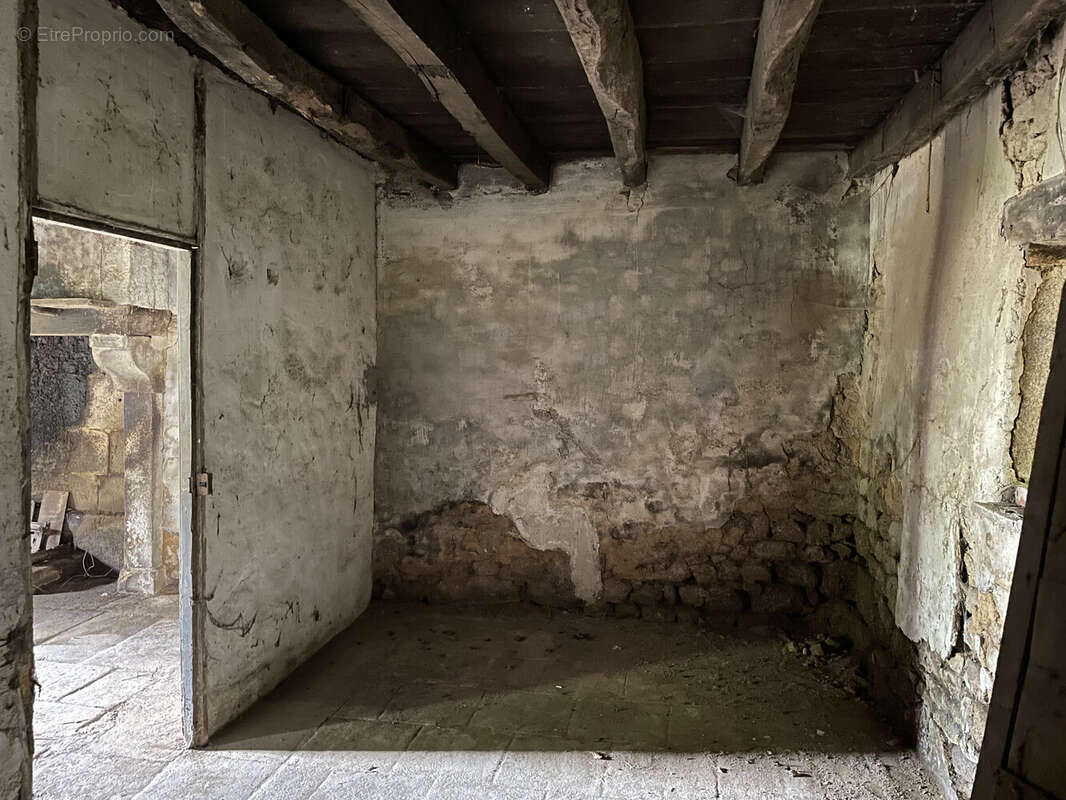 Maison à SAINT-GOUSSAUD