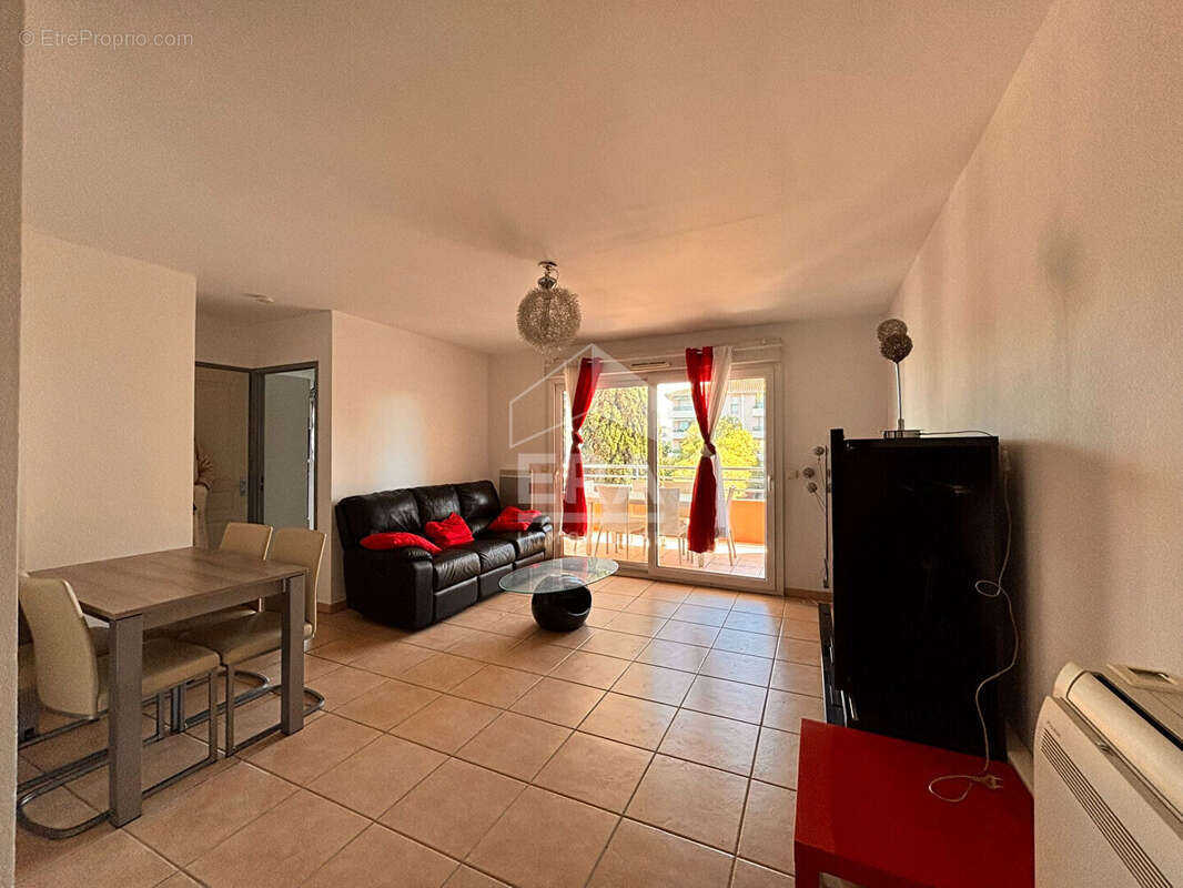 Appartement à SAINT-RAPHAEL