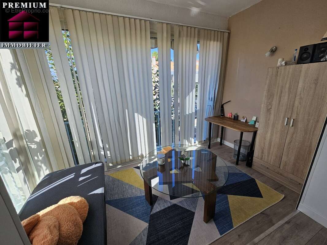 Maison à SAINT-ESTEVE