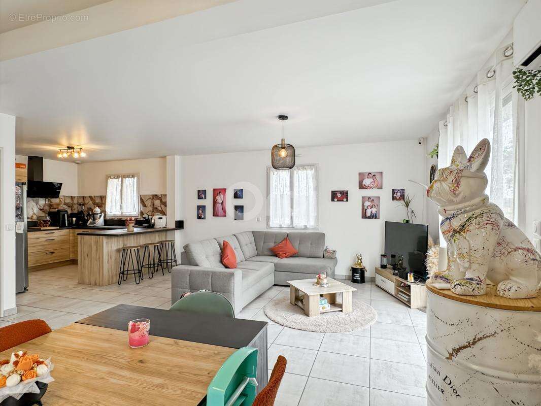 Maison à 5 minutes de Nonancourt, 4 chambres et garage - photo 6