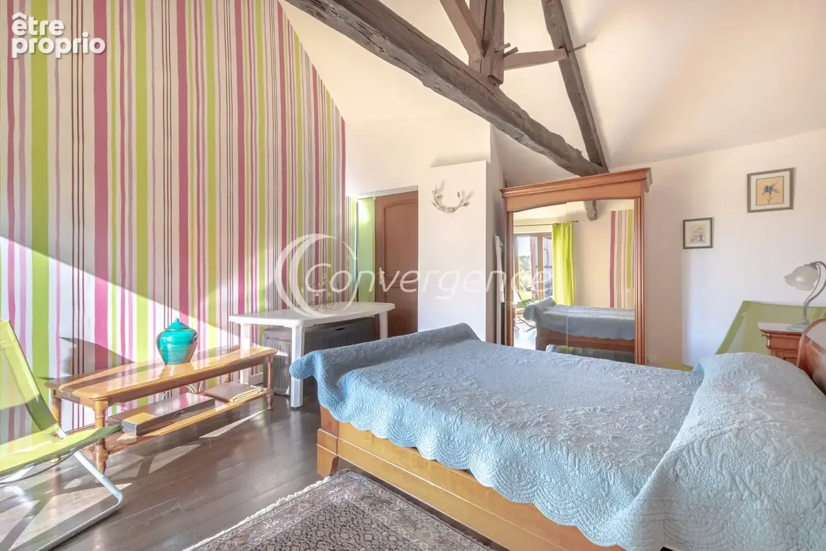 Grange rénovée de 204 m2 et gîte T3 indépendant de 72 m2 - photo 29