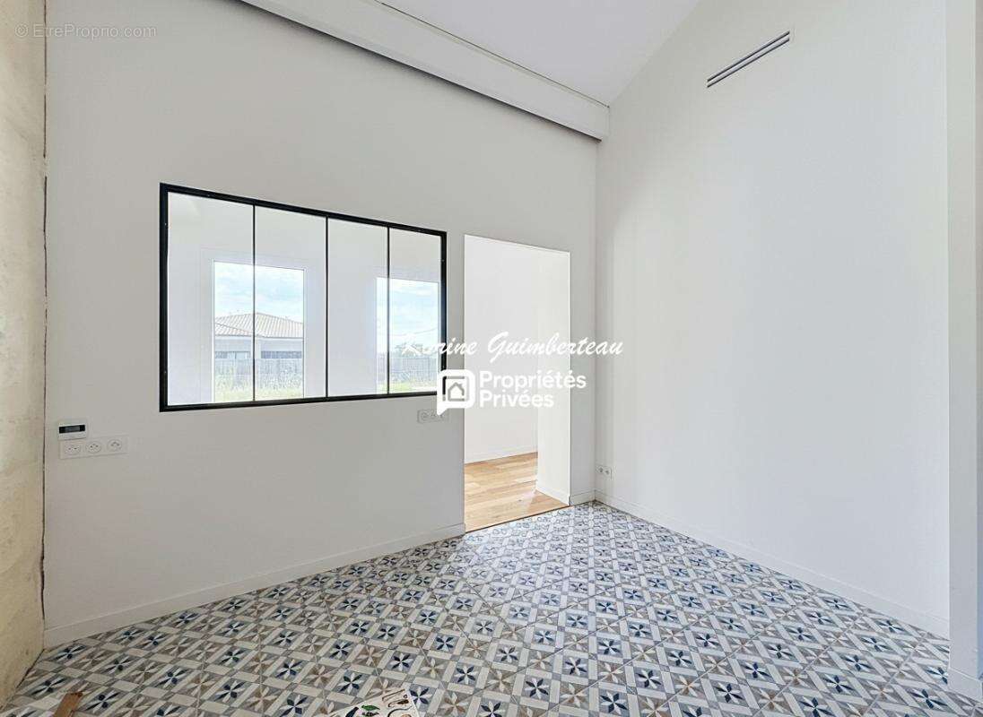 Maison de plain-pied, avec 4 ou 5 chambres, jardin - photo 13
