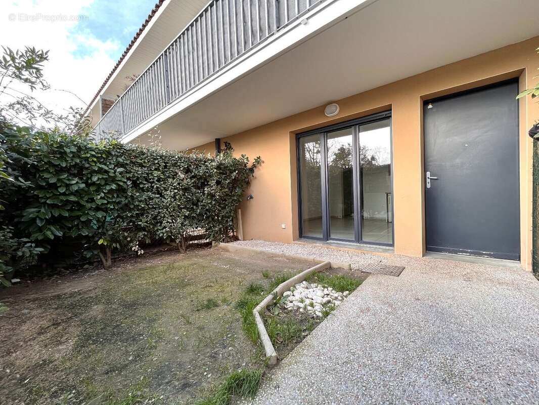 Appartement à AUZEVILLE-TOLOSANE