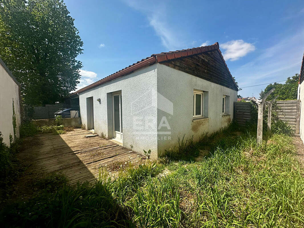Maison à LALOUBERE