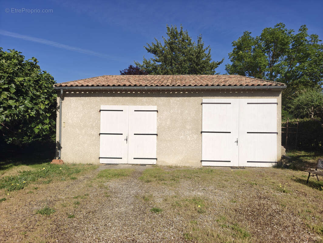 Maison à CAILHAU