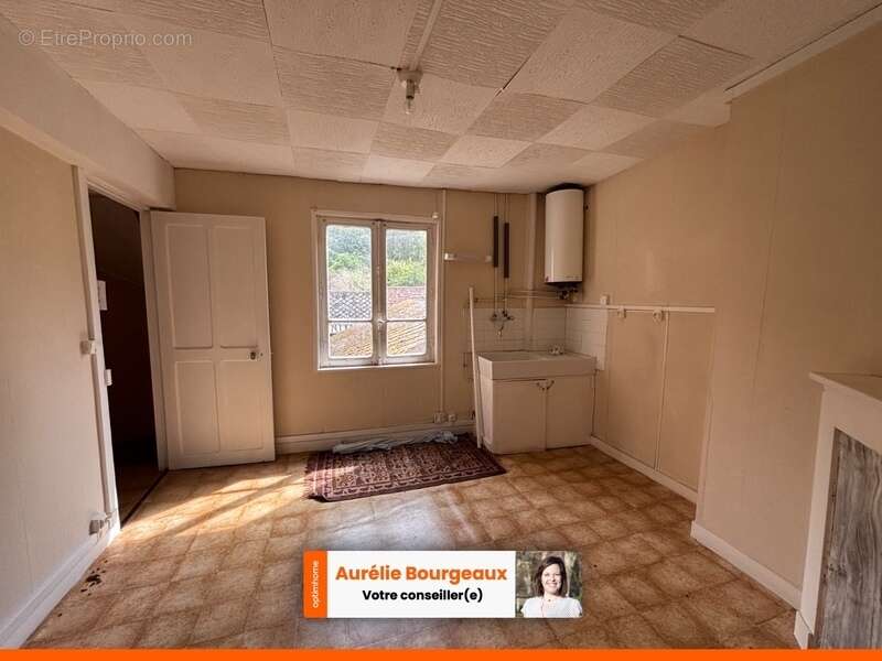 Appartement à LA FERRIERE-SUR-RISLE