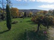 Terrain à VILLENEUVE-DE-BERG