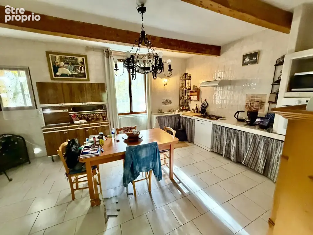 Maison de village avec grand garage et terrasse - photo 12