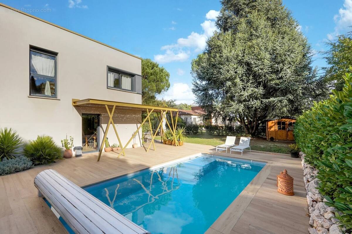 Maison à VIGOULET-AUZIL