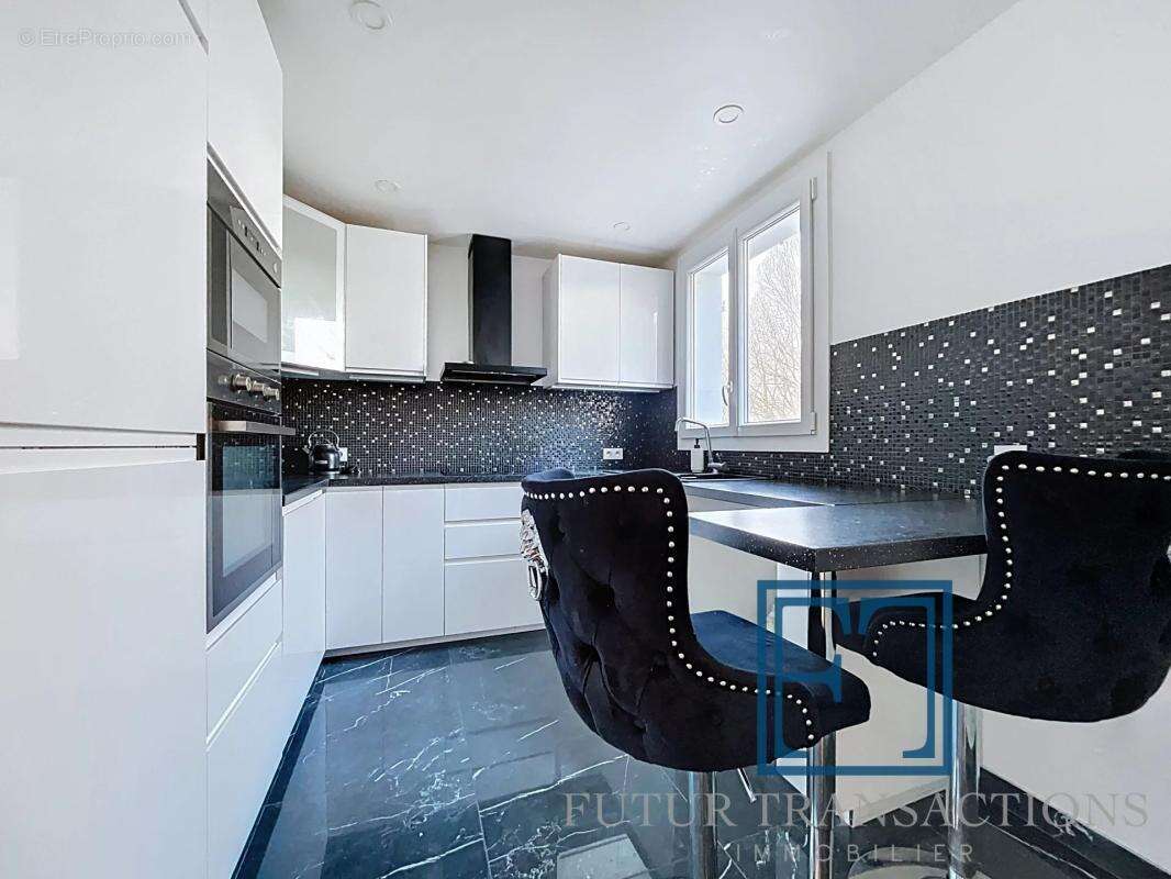 Appartement à MONTIGNY-LE-BRETONNEUX