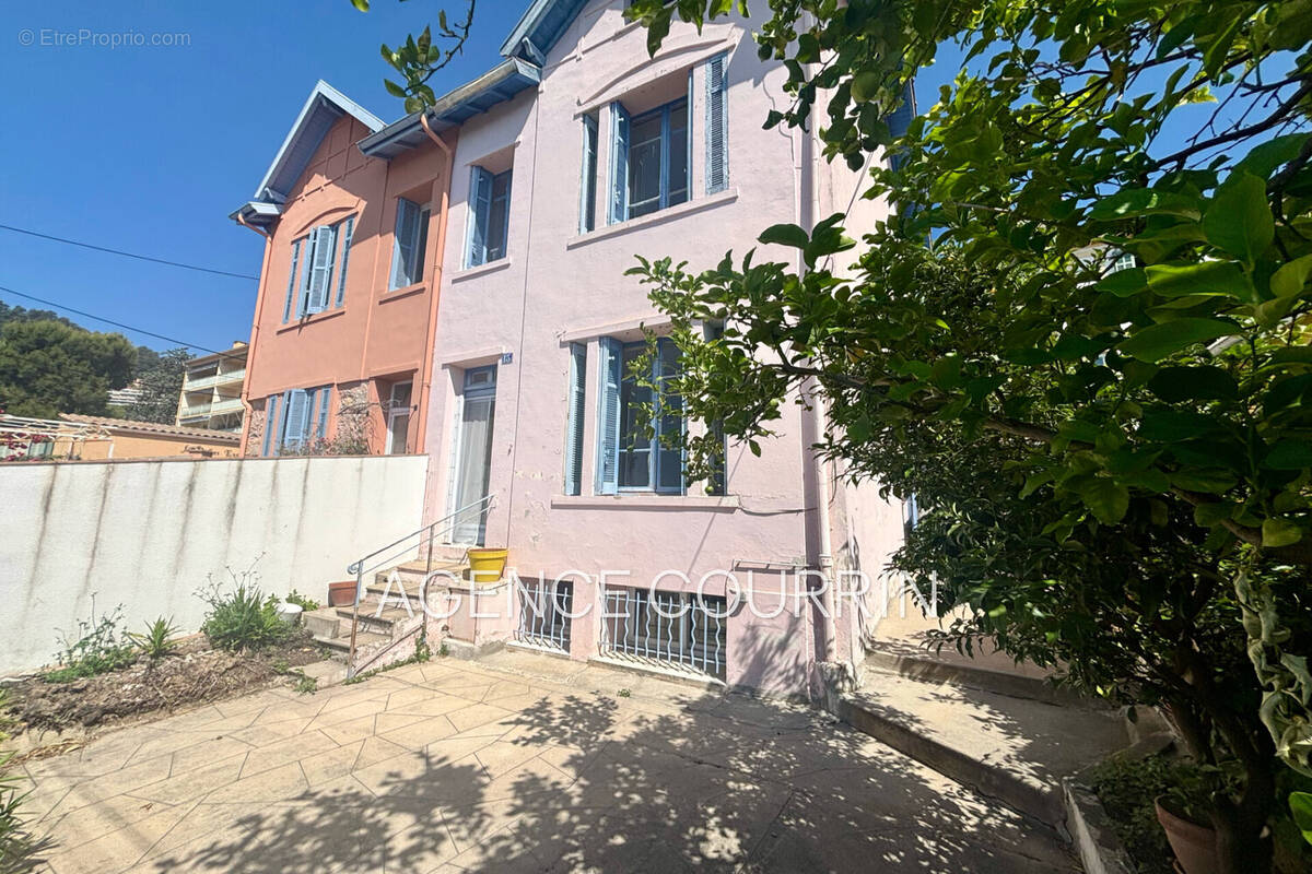 Maison à GRASSE