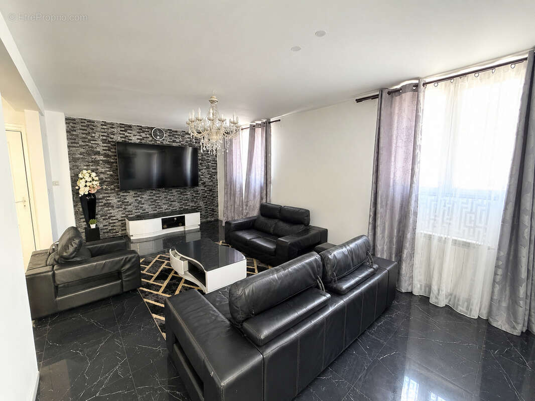 Maison 4 chambres vivable de plain pied - photo 2
