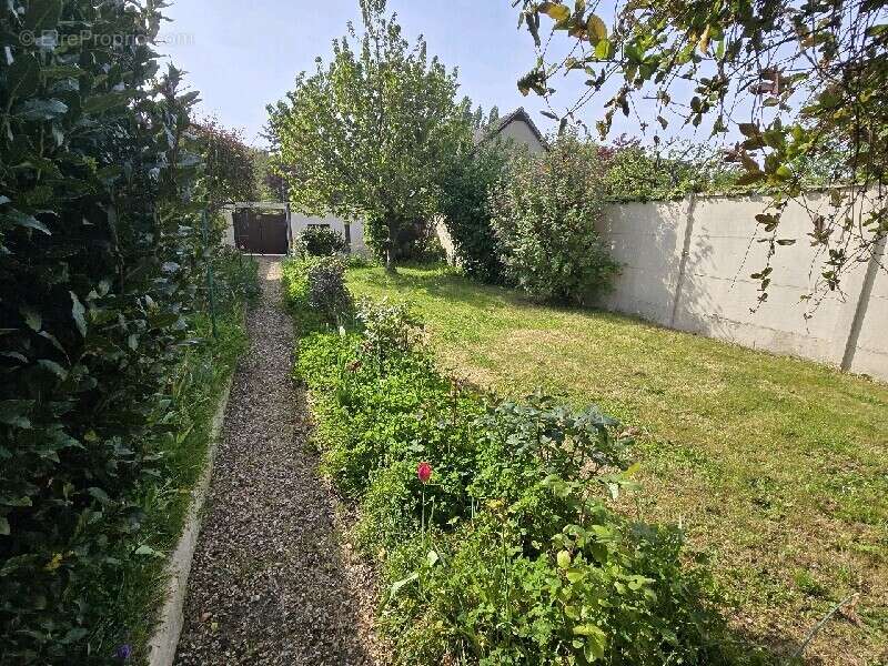 Maison 70 m² à Nonancourt  - photo 2