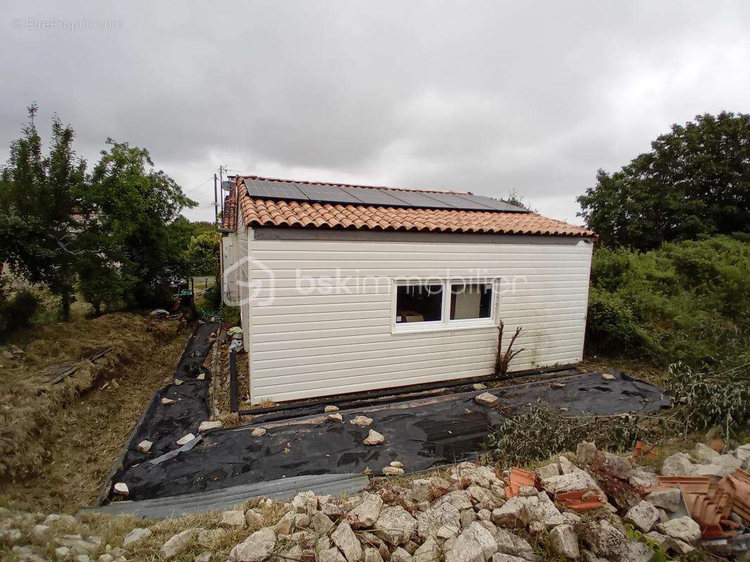 Maison à VINAX