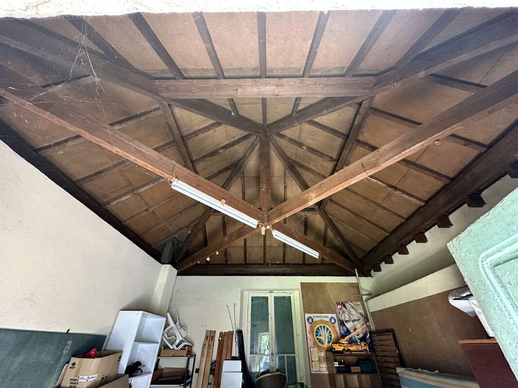 Maison à DECAZEVILLE