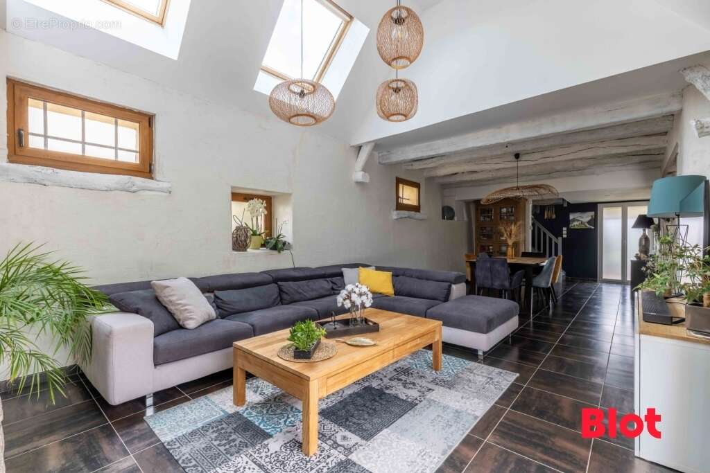 Maison à CHAVAGNE