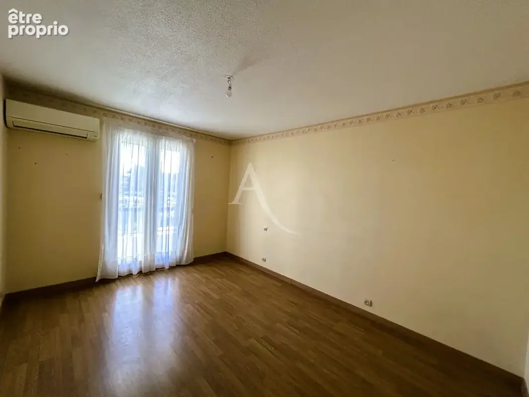 Vaste appartement Perpignan 3 pièces, double balcon et cave secteur Verte Feuille - photo 10