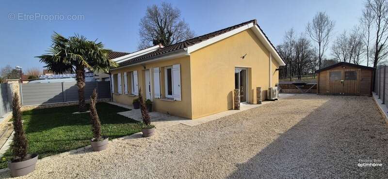 Maison à CHATILLON-SUR-CHALARONNE