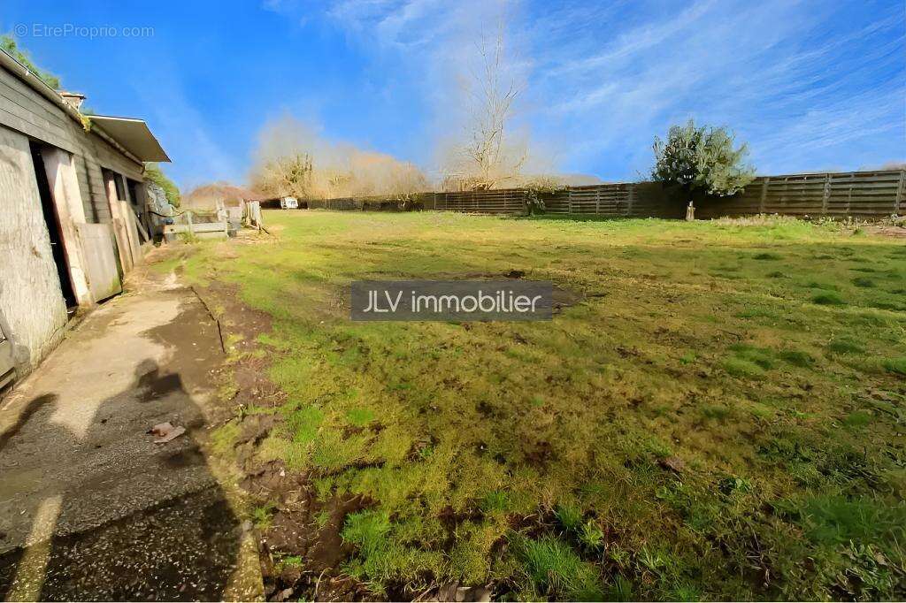 Appartement à OYE-PLAGE