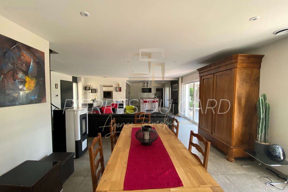 Maison à SAINT-SIFFRET