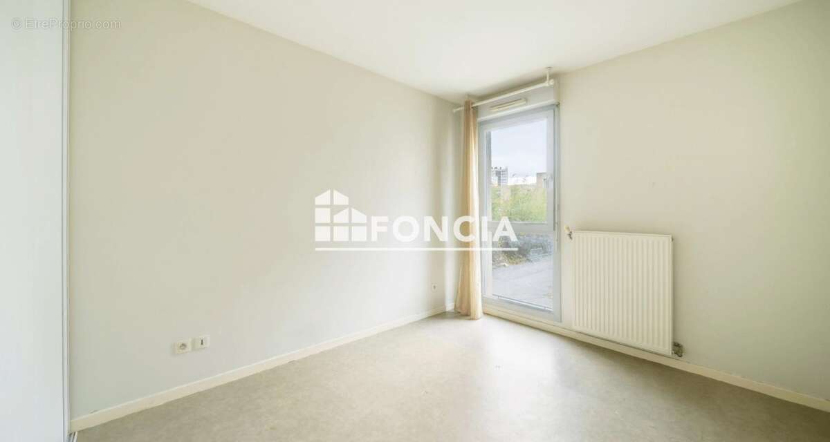 À Vendre – Bel Appartement T3 avec Terrasse, Stationnement et Piscine – Valence - photo 6