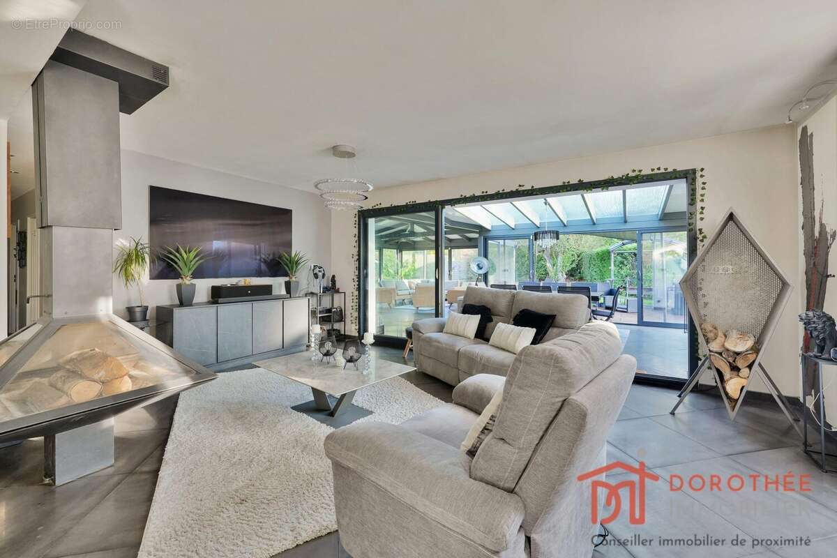 Maison à MAROLLES-EN-BRIE