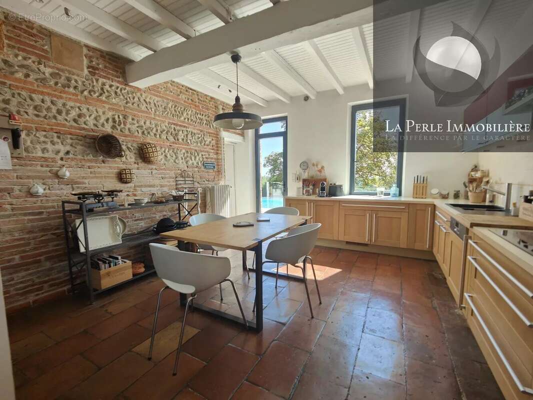 Maison à MONTASTRUC-LA-CONSEILLERE