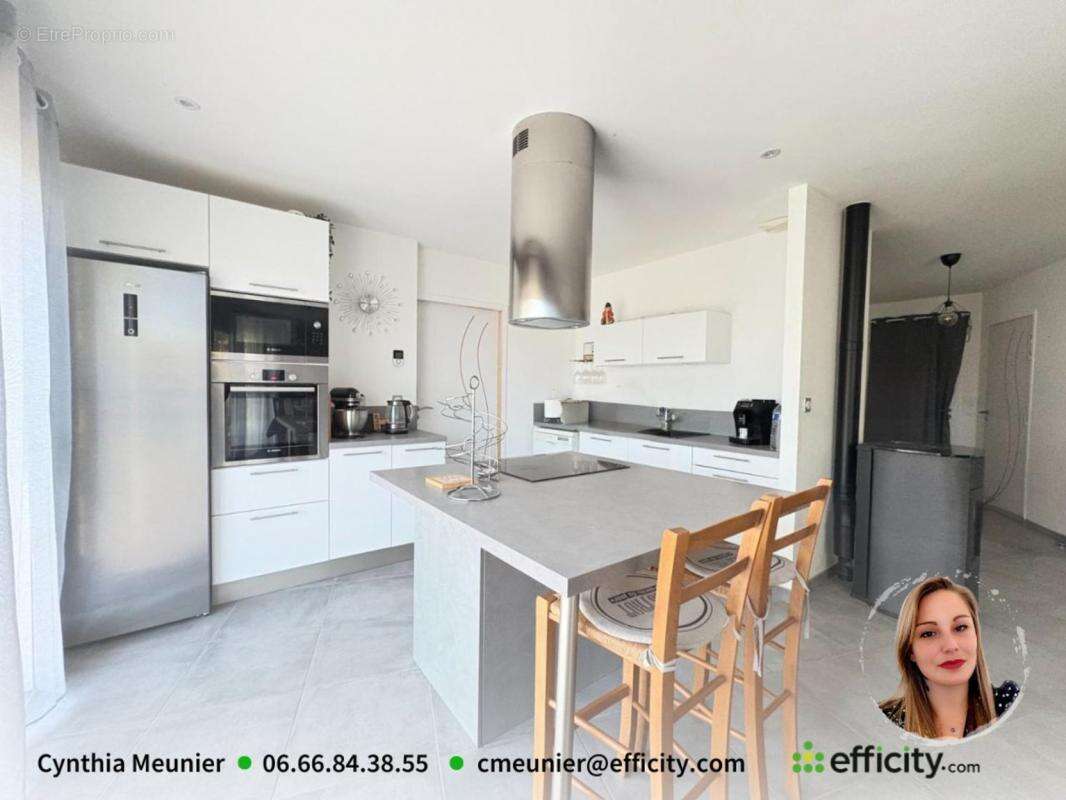 Maison à CHATEAUNEUF-SUR-CHARENTE