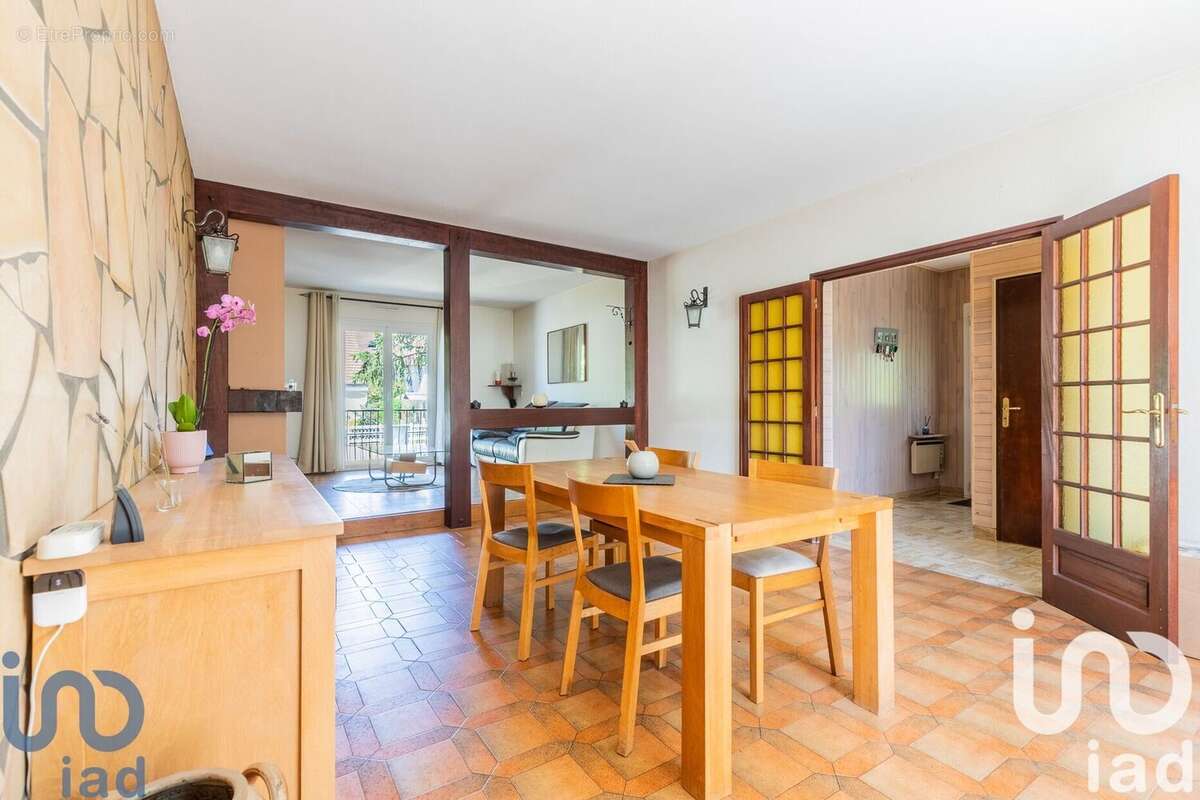 Photo 3 - Maison à VIRY-CHATILLON