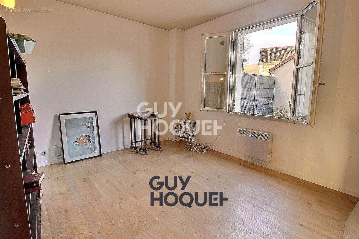 Appartement à LIMEIL-BREVANNES