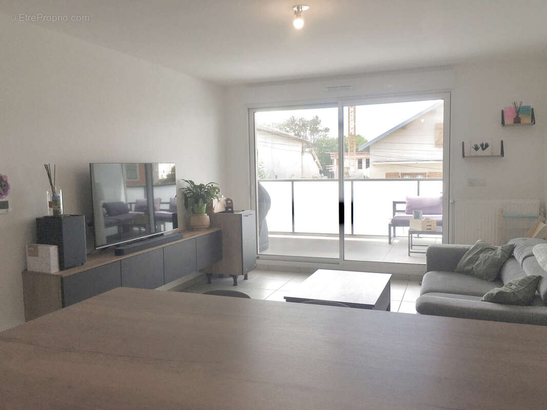 Appartement à TIGNIEU-JAMEYZIEU