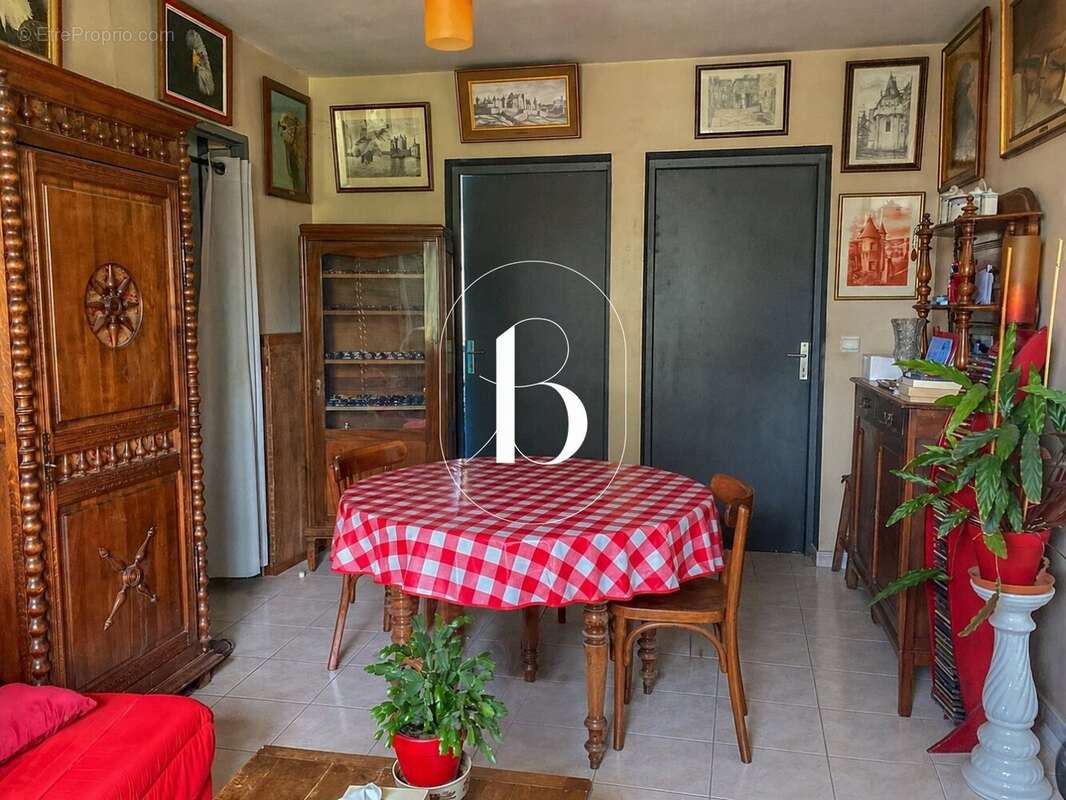 Maison à BARJAC