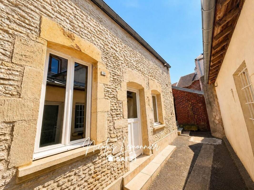Photo 1 - Maison à OUISTREHAM
