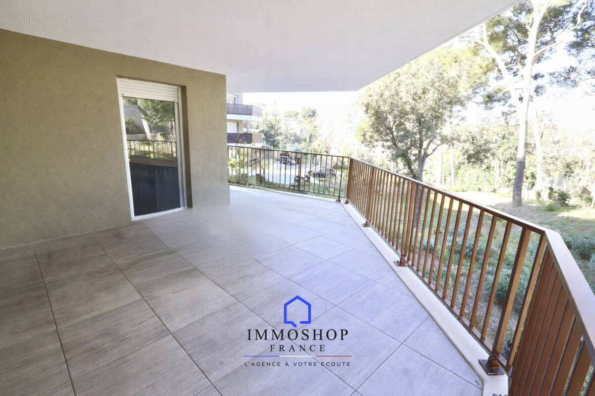 Appartement à MARSEILLE-12E