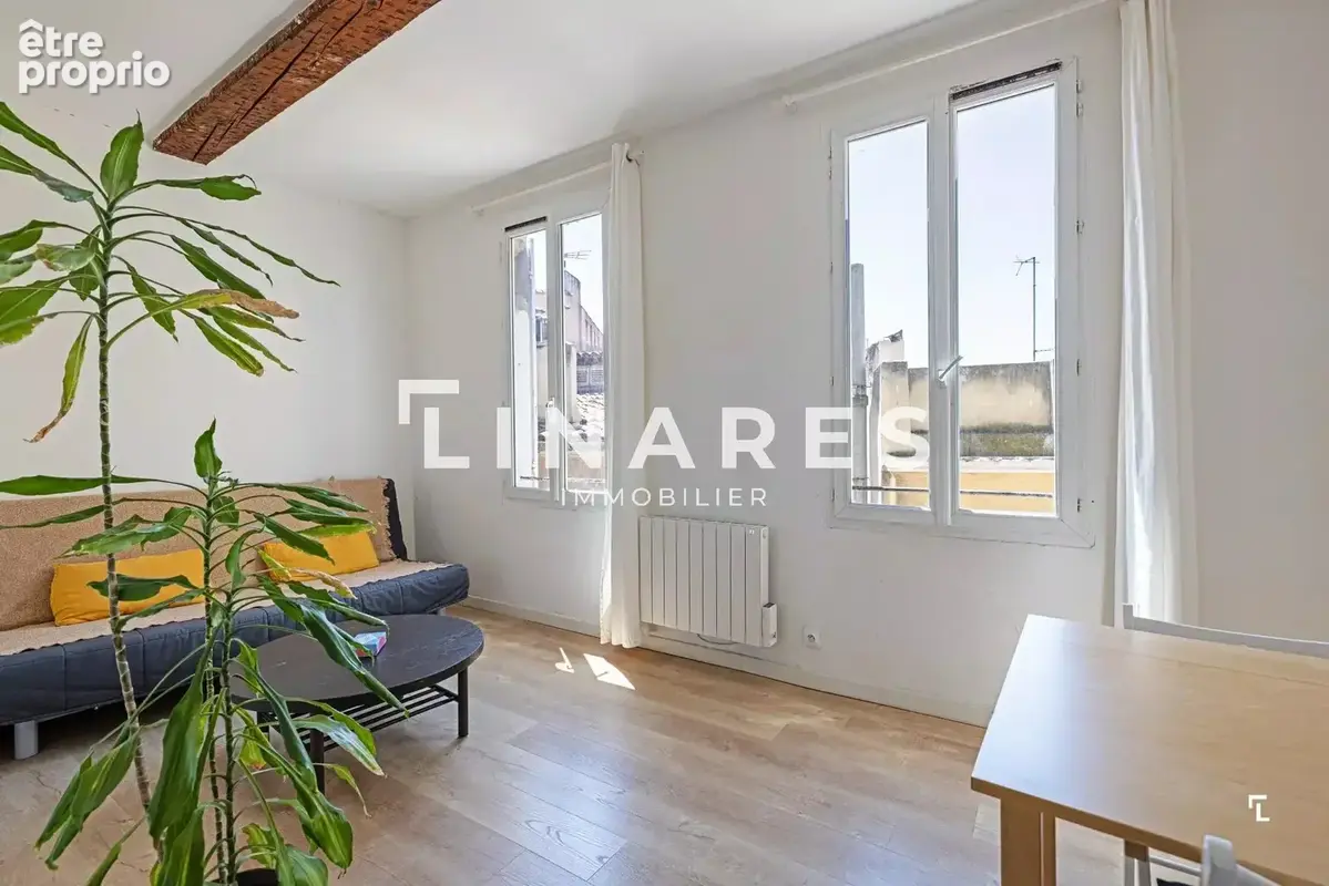 Appartement à MARSEILLE-2E