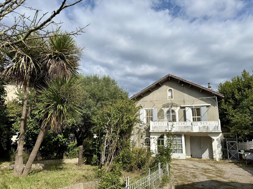 Maison à SAINT-GENIES-DE-MALGOIRES