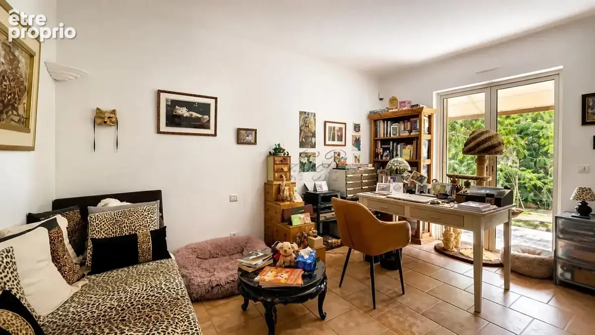 Maison de 6 pièces de 192 m² située à La Motte - photo 5