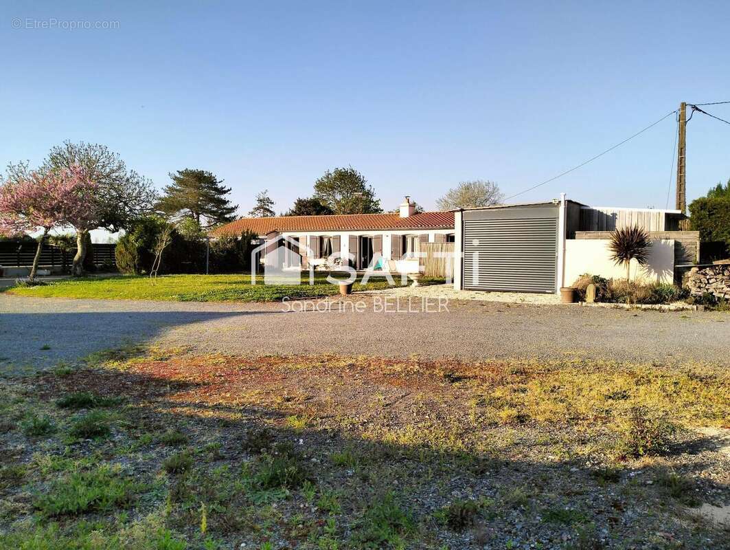 Photo 3 - Maison à SOULLANS